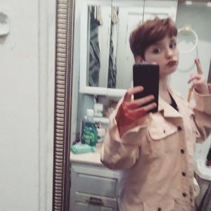 Meet your Posher, Eden